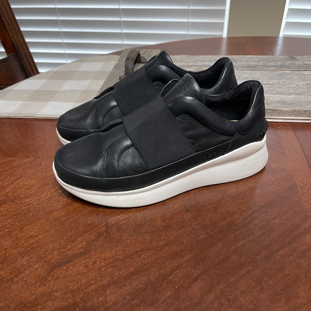 Ugg Libu sneakers leather slip on